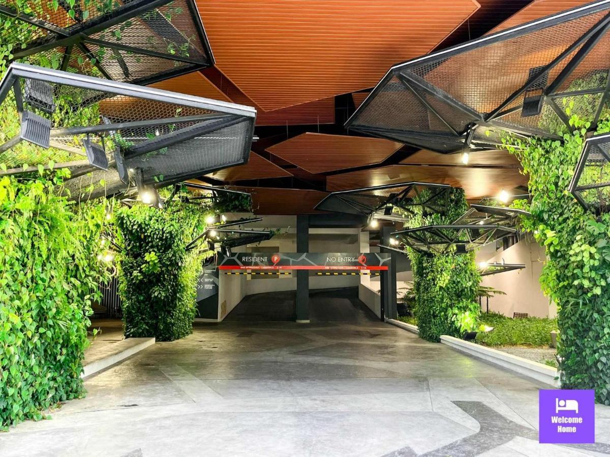Continew Residences Trx Lux Pool View Apartment